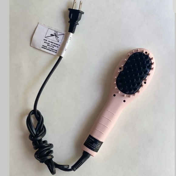 Plugged In Other - Plugged In Travel Straightening Brush Iron